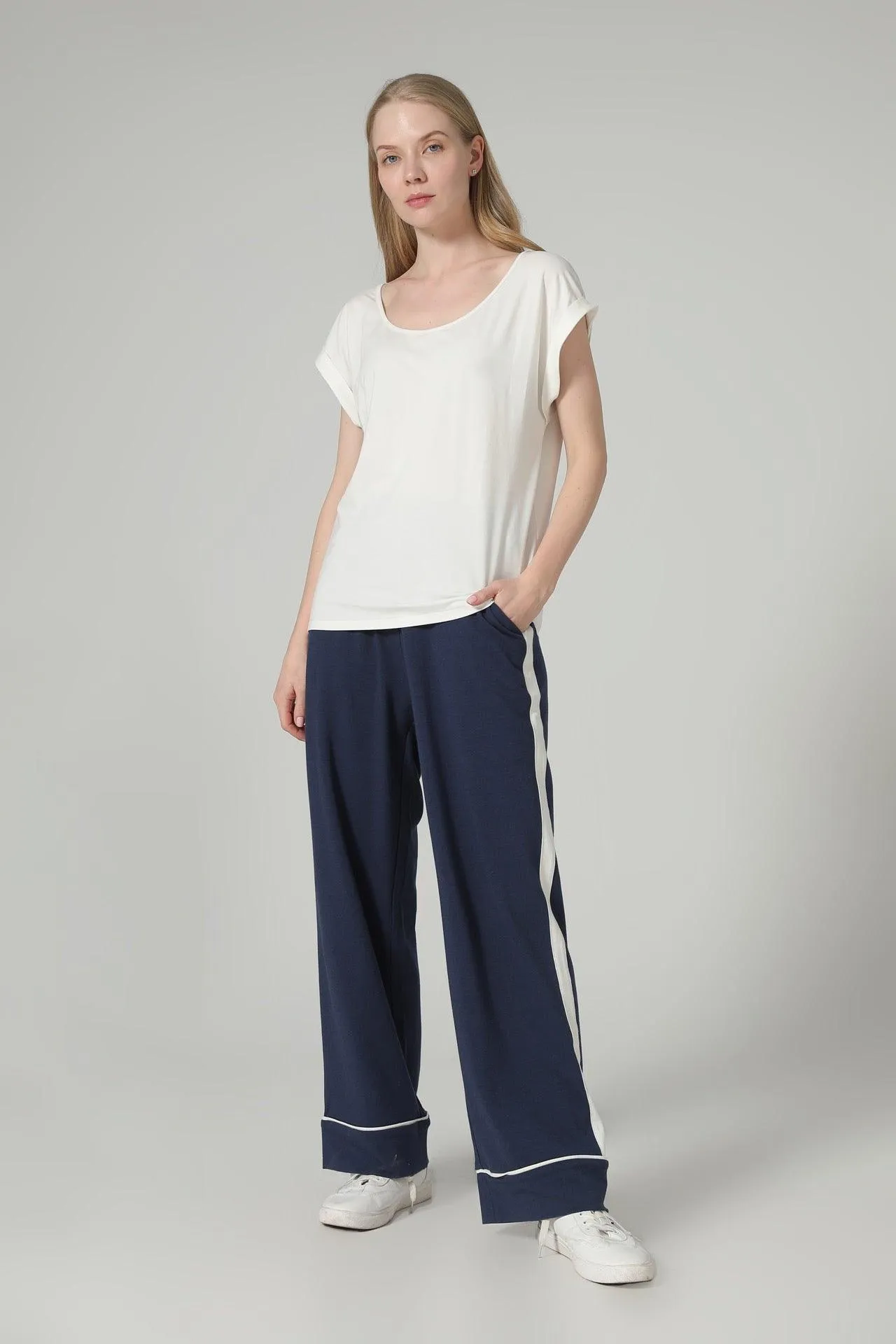 Bamboo Contrast Stripe Wide Leg Sweatpant