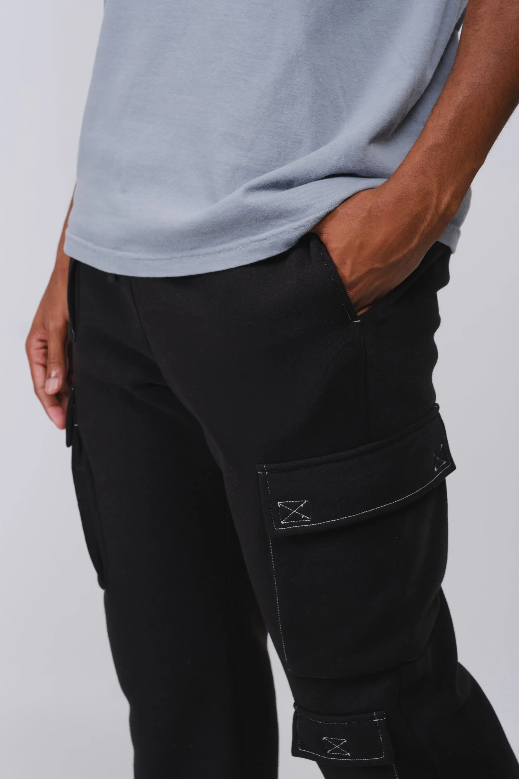 Contrast Stitch Cargo Sweatpant