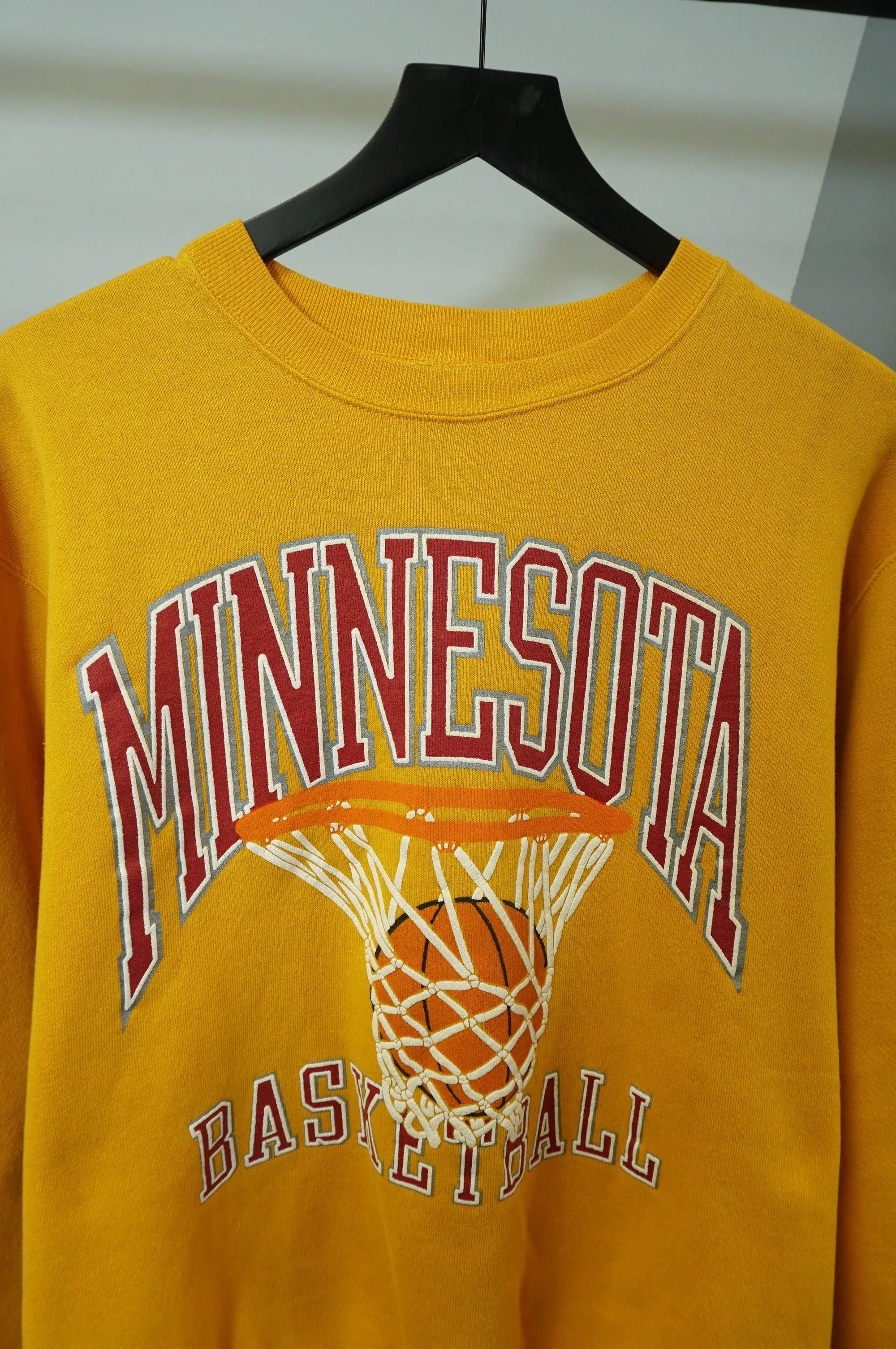 (L) Vtg Minnesota Golden Gophers Crewneck