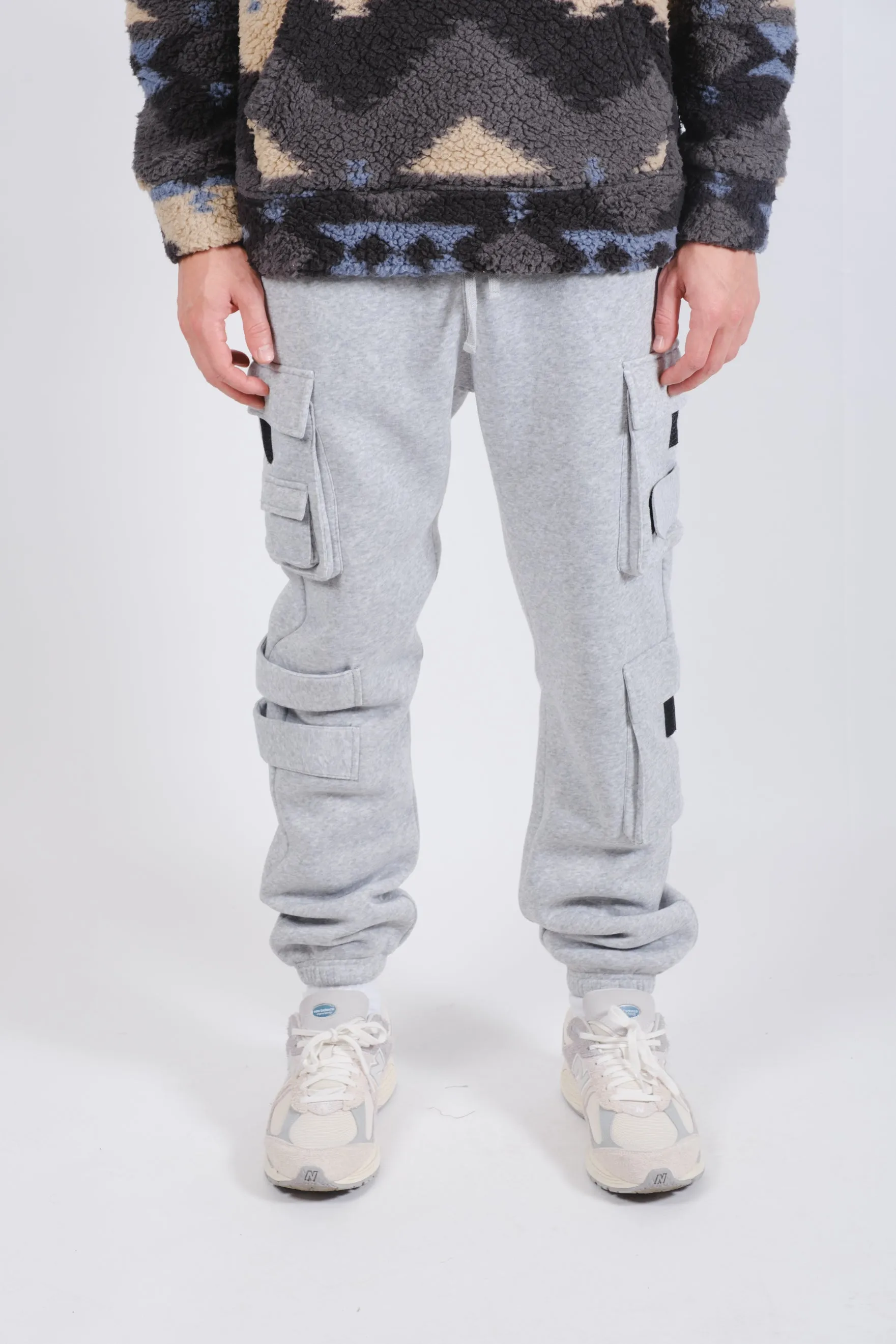 Multi Pocket Velcro Detail Fleece Cargo Sweatpant