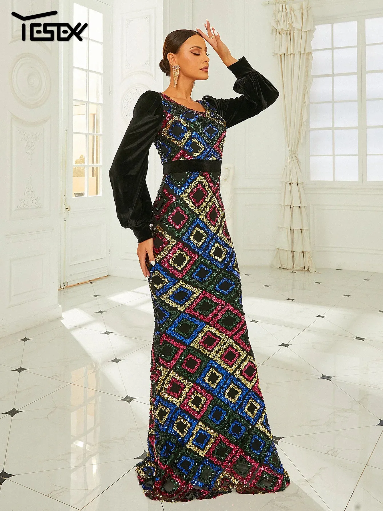 New Round Neck Black Long Sleeve Evening  Dresses