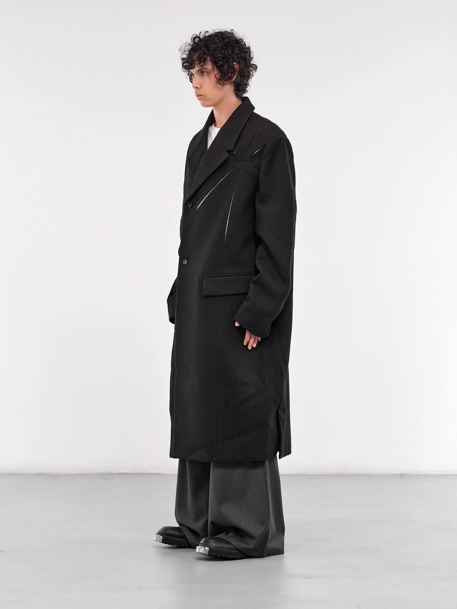 Origami Long Coat (KU2SMC01AP-T1150-BLACK)