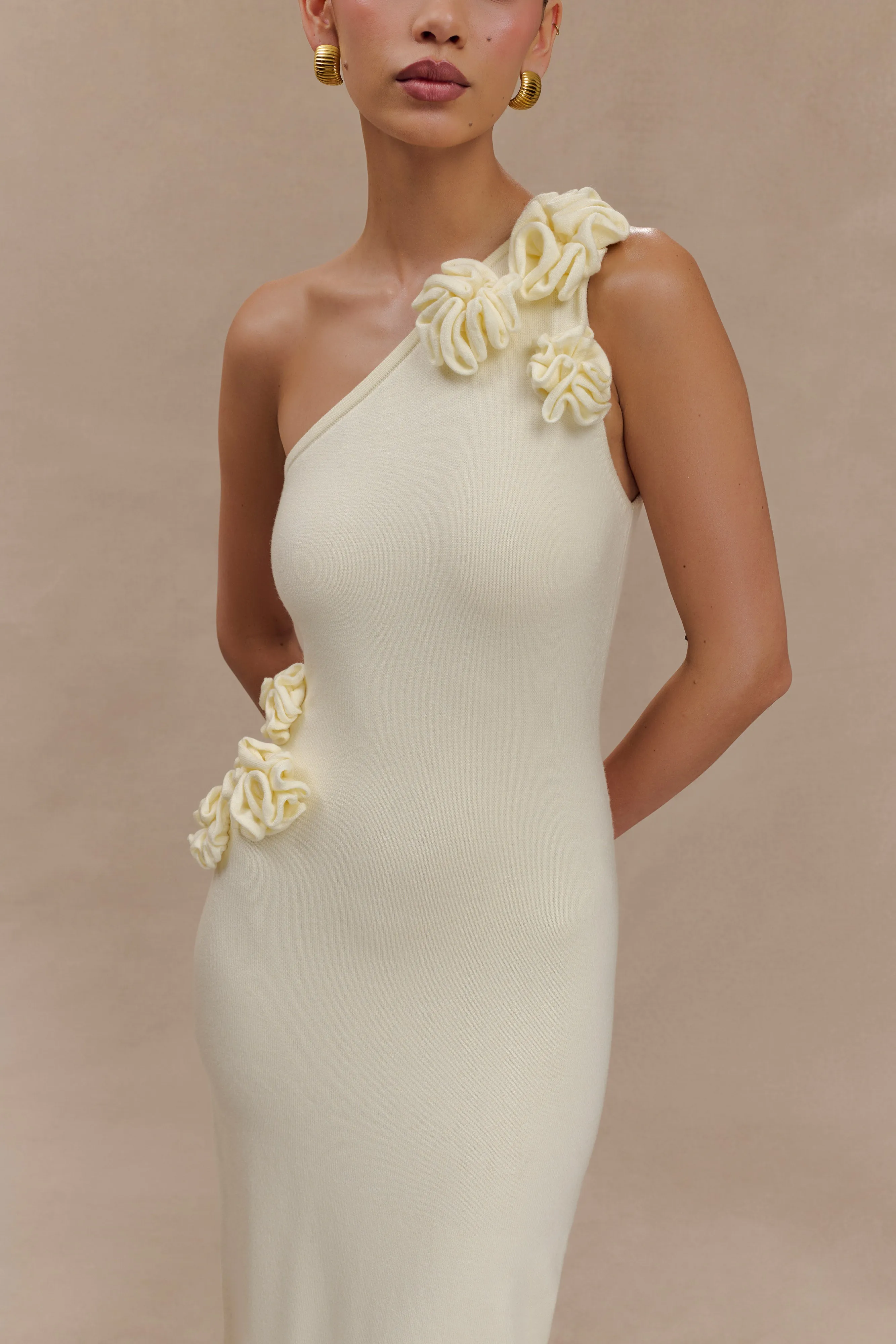 Paloma One Shoulder Knit Maxi Dress With Flowers - Ivory