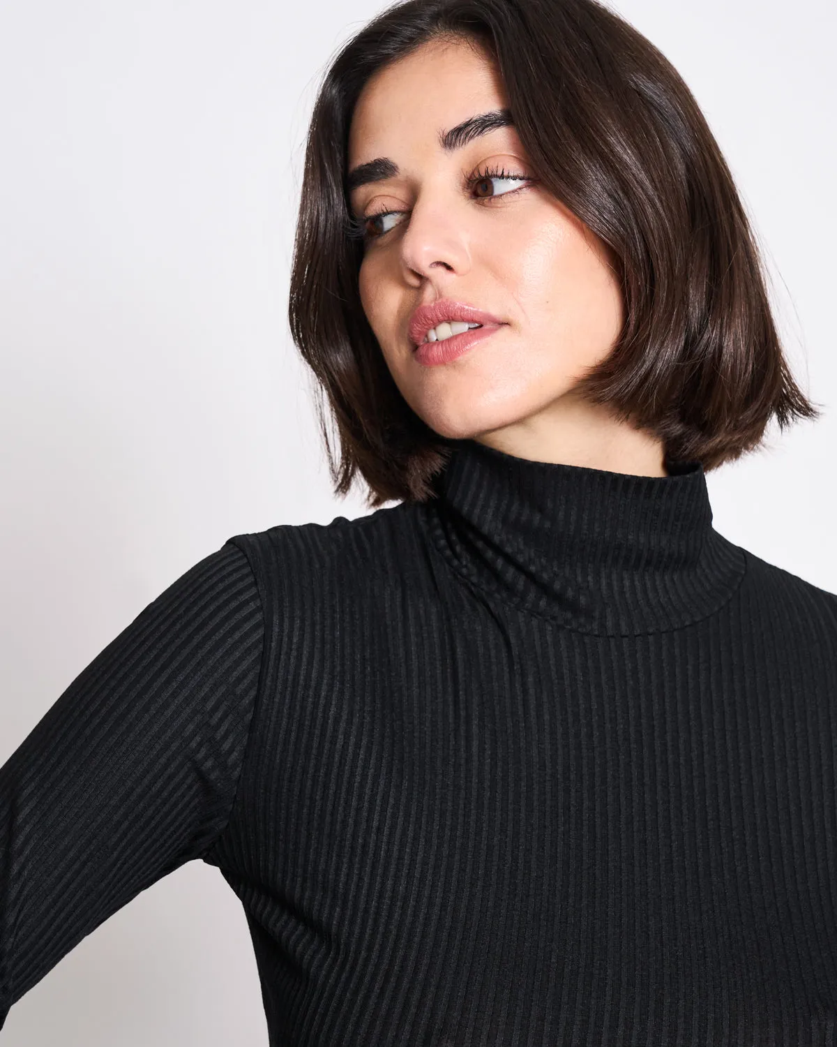 Turtle neck MIO RIB black TENCEL™ | Jan ´n June